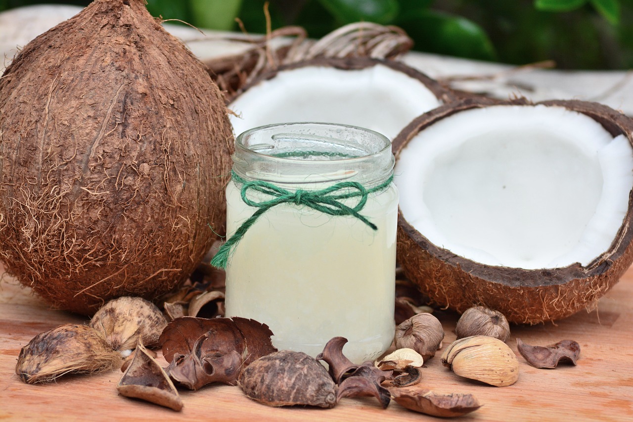 Oil Pulling: Everything you need to know about this #1 detox ayurvedic practice
